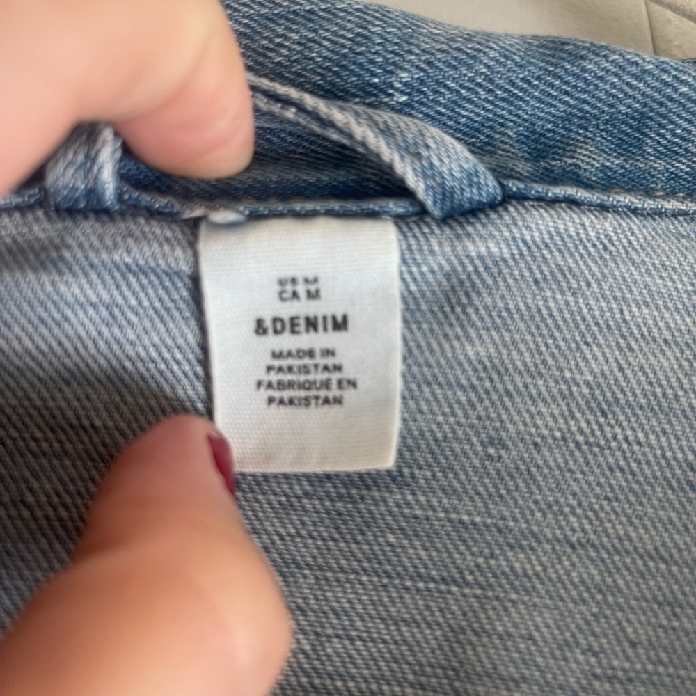 H&M Light Blue Jean Jacket - Picture 4 of 4
